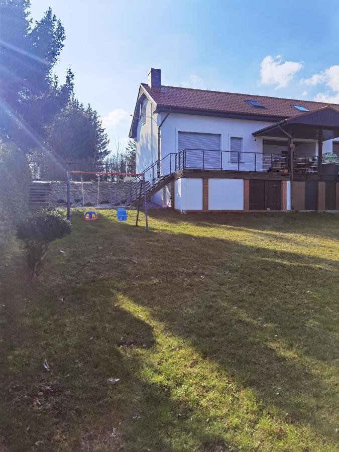 Lake House Listomie Kruszwin ภายนอก รูปภาพ