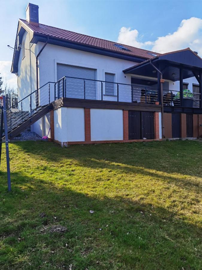 Lake House Listomie Kruszwin ภายนอก รูปภาพ